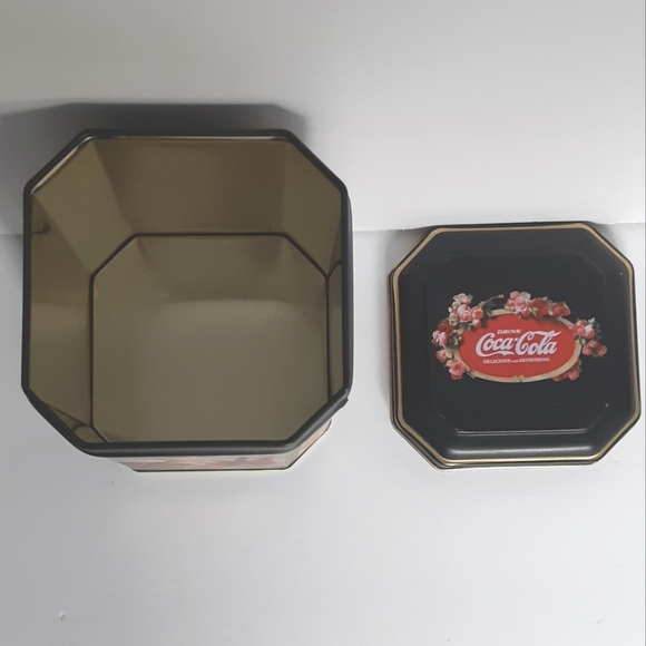 Coca-Cola octagonal tin - Picture 6 of 6